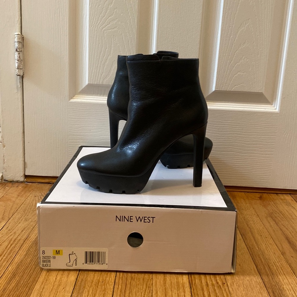 Nine West “Xerin” platform boot